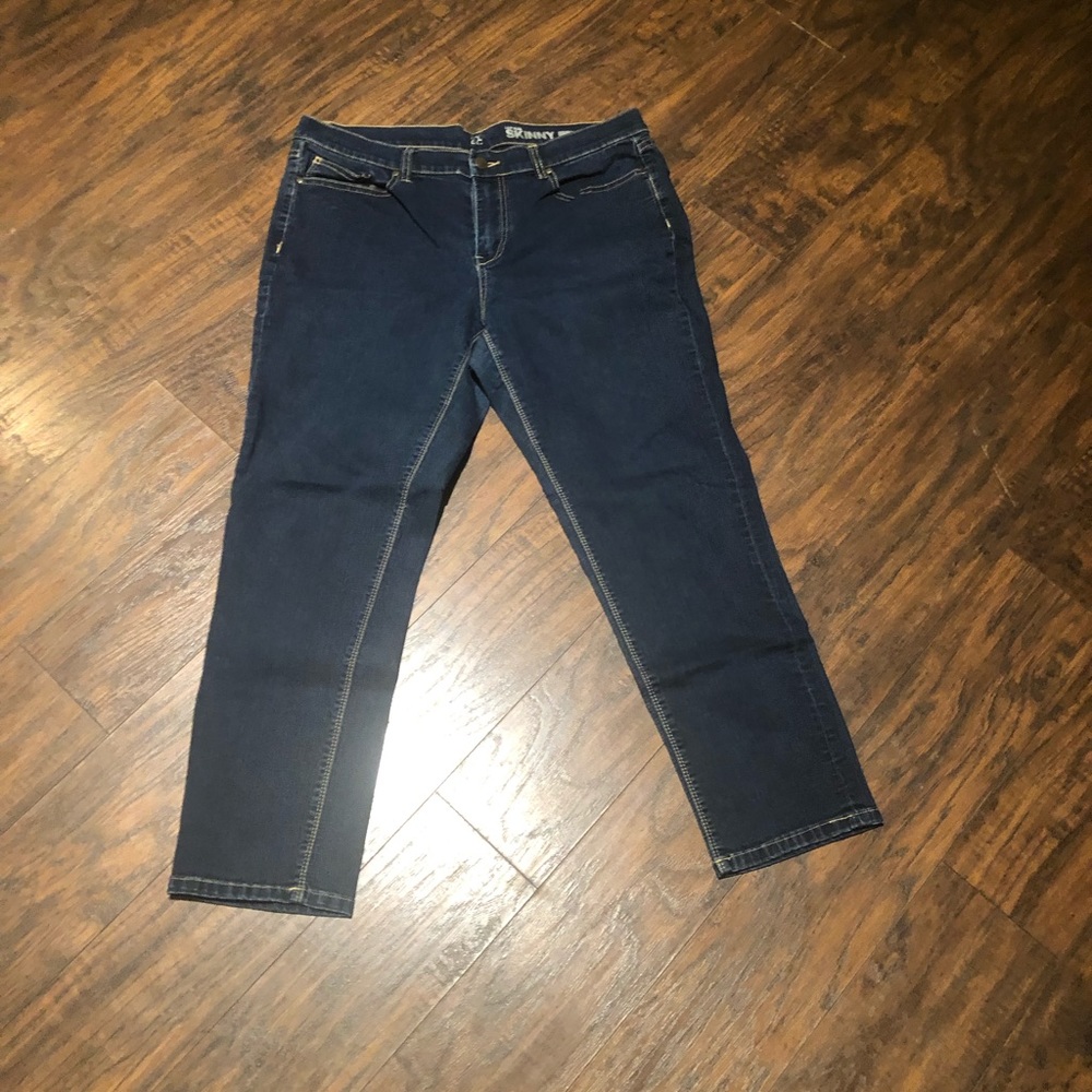 New York & Company low rise skinny curvy jeans size 14